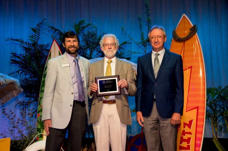 Harold Sweetman Receives National Award from the American Public Gardens Association